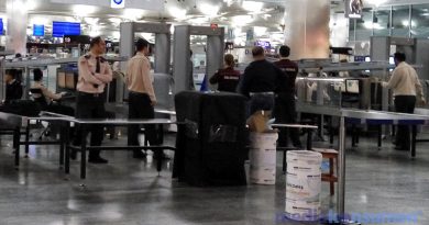 Teknologi CT-Scan akan Mempercepat Pemeriksaan Barang Bawaan di Bandara Teknologi CT-Scan akan Mempercepat Pemeriksaan Barang Bawaan di Bandara