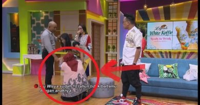 Totalitas Acting Sang Penipu Asmara “Rumah Uya” Totalitas Acting Sang Penipu Asmara “Rumah Uya”