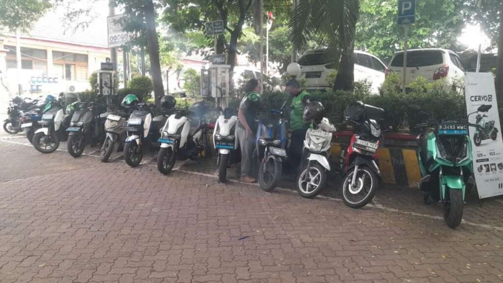 Splu R2 Pengguna Fasilitas SPLU R2 Motor Listrik Tidak Diperkenankan Memasuki ...