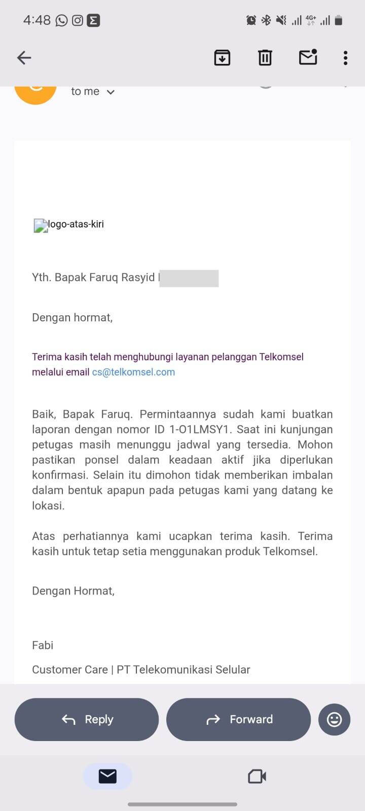 Tiang Telkom Menghalangi Akses Masuk Parkir Kendaraan