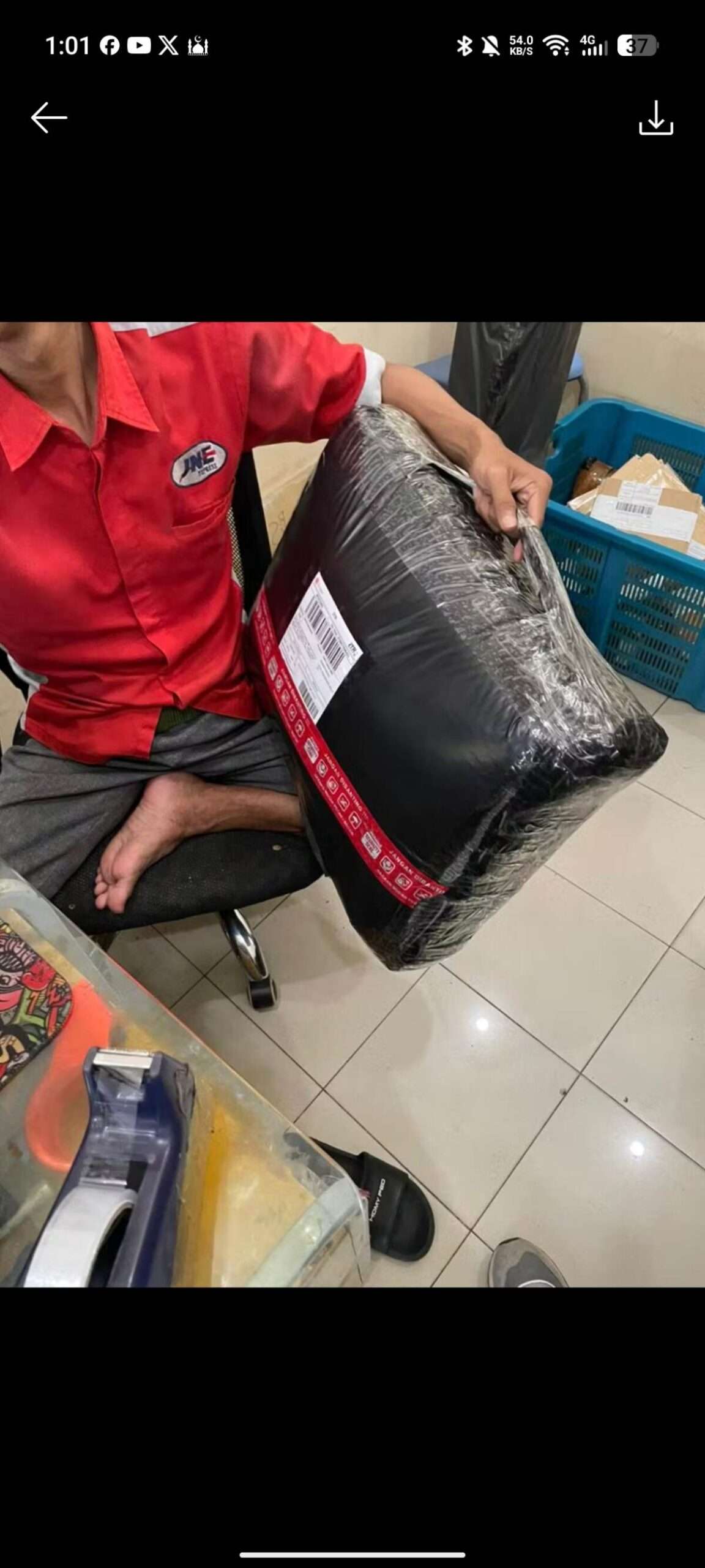 Laptop Senilai Rp14 Juta Hilang dalam Pengiriman JNE pada Transaksi Shopee, Dana Belum Dikembalikan